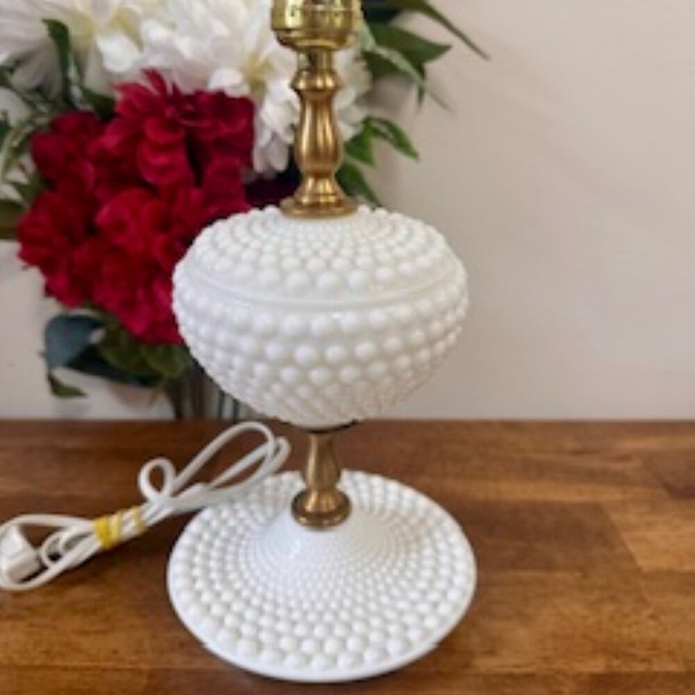 Vintage Milk Glass Hobnail Table Lamp Brass Accent – Tested & Working